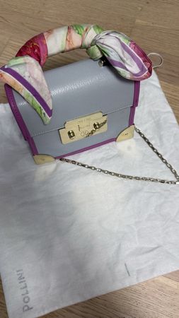 Sac Pollini bandoulière gris et rose, parfait pour l'été!