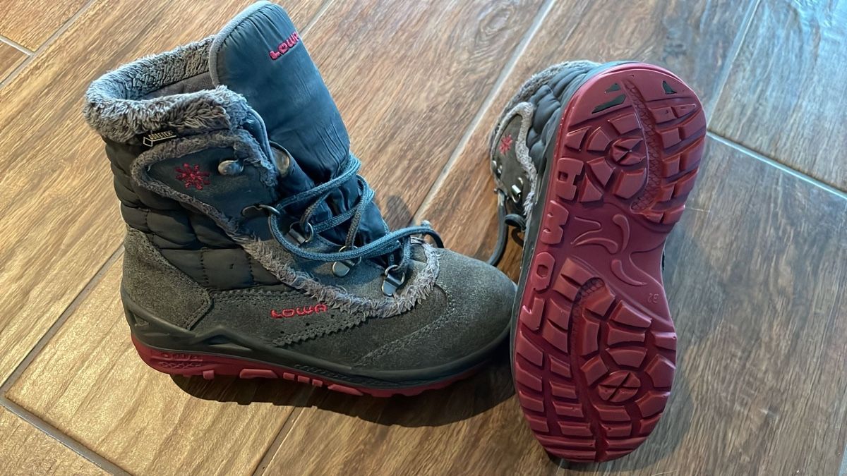 Lowa Scarpe per ragazzi: Lowa Winterschuhe Gr 32 – Usato da Nidau venduto da Pitben