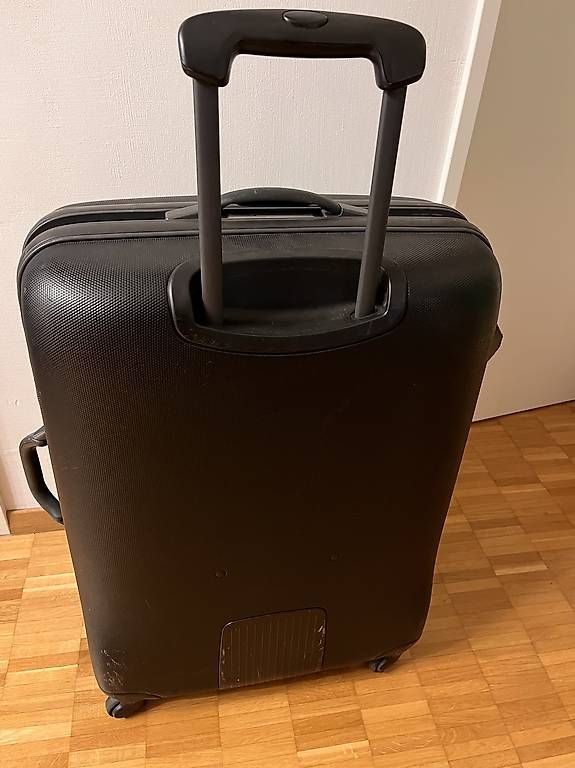 Valises de voyage: Valigia Samsonite rigida – D'occasion à Jona par sen_vd8v