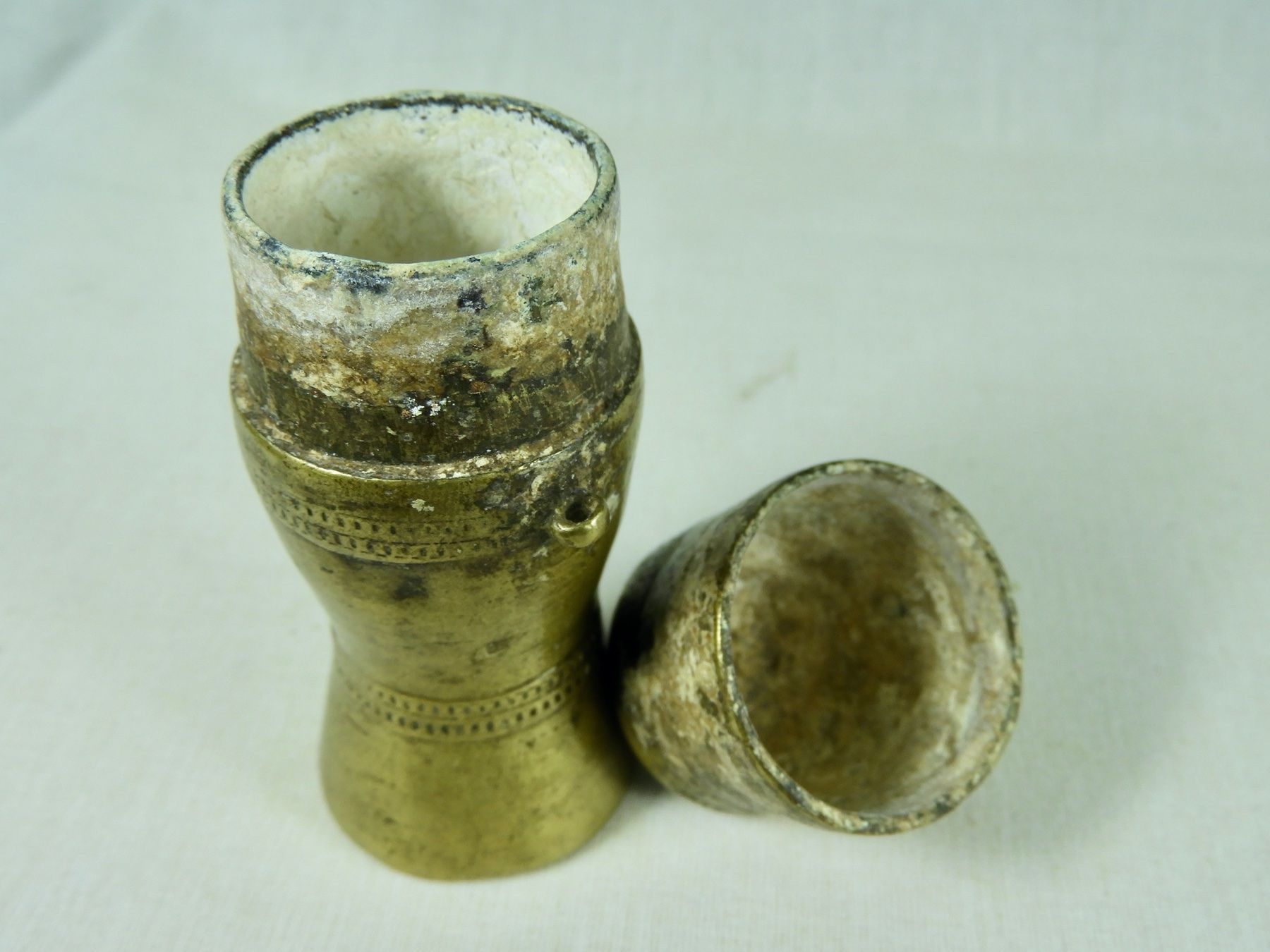 Vase & Récipients: Antikes Zeremoniengefäss – D'occasion à Horw par luzernicus 3