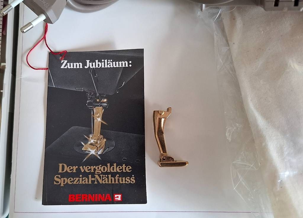 Bernina Macchine da cucire: BERNINA 801/ Jubiläumsmodell – Usato da Grub SG venduto da mar_2yfd 2