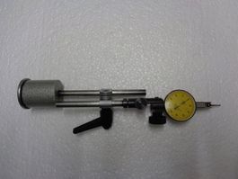 Magnet-Mesständer mit Tesa Fühlhebelmessuhr 0.002 mm