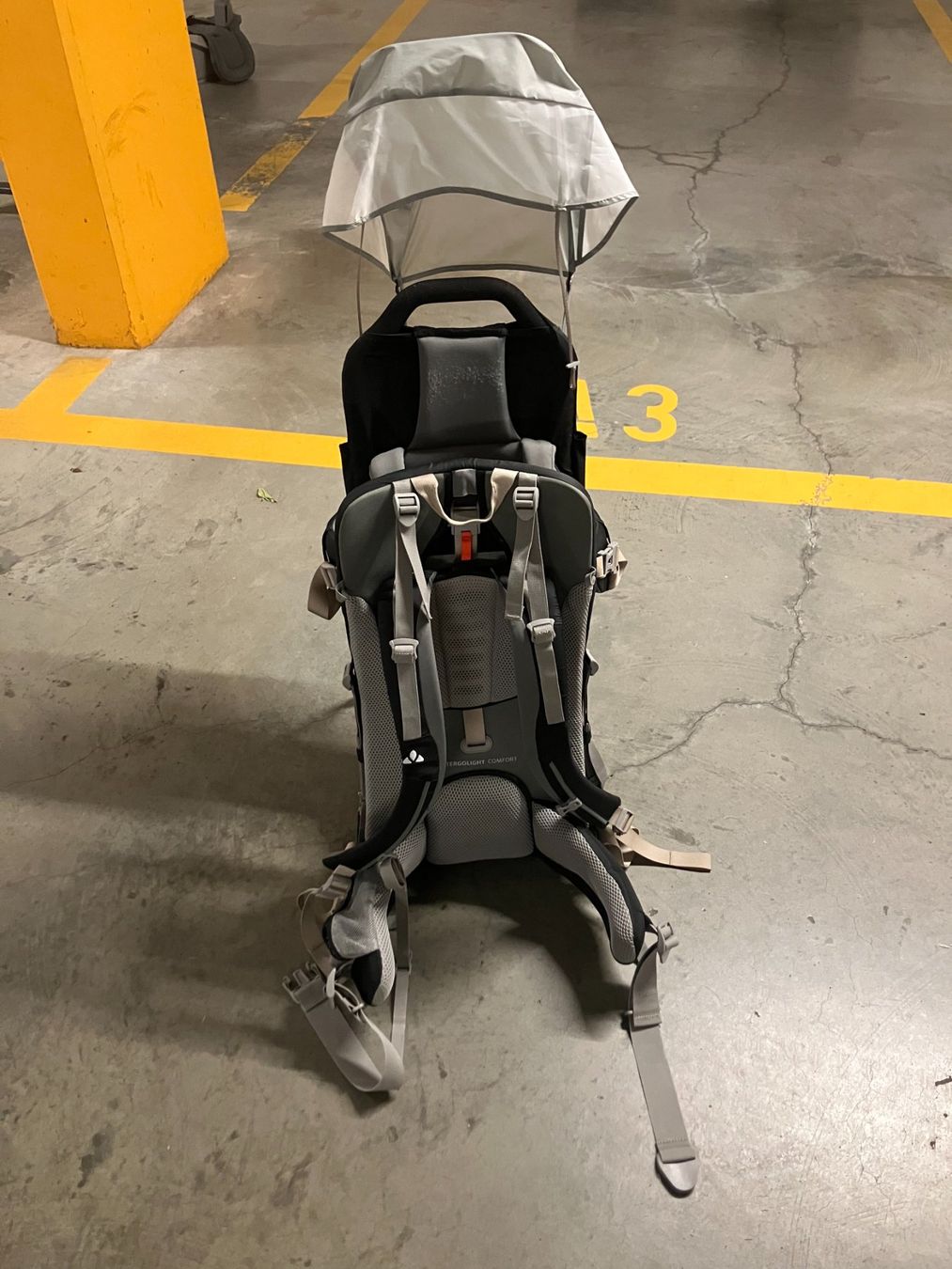Vaude Marsupi portabebè: VAUDE Shuttle Base Kindertrage mit Sonnendach – Usato da Urdorf venduto da tao_k6wp 1