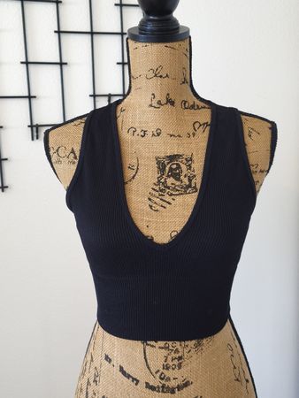 Crop Top Tally Weijl schwarz gerippt Grösse XS/S neu