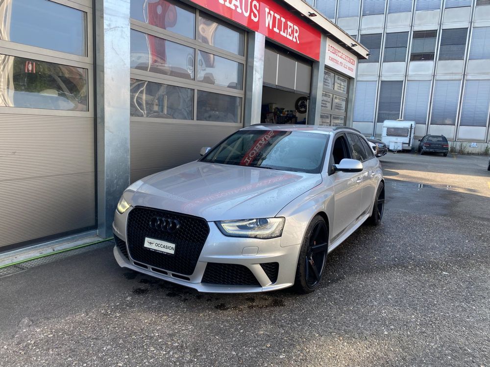 Audi RS4 Avant 4.2 FSI V8 quattro S-tronic