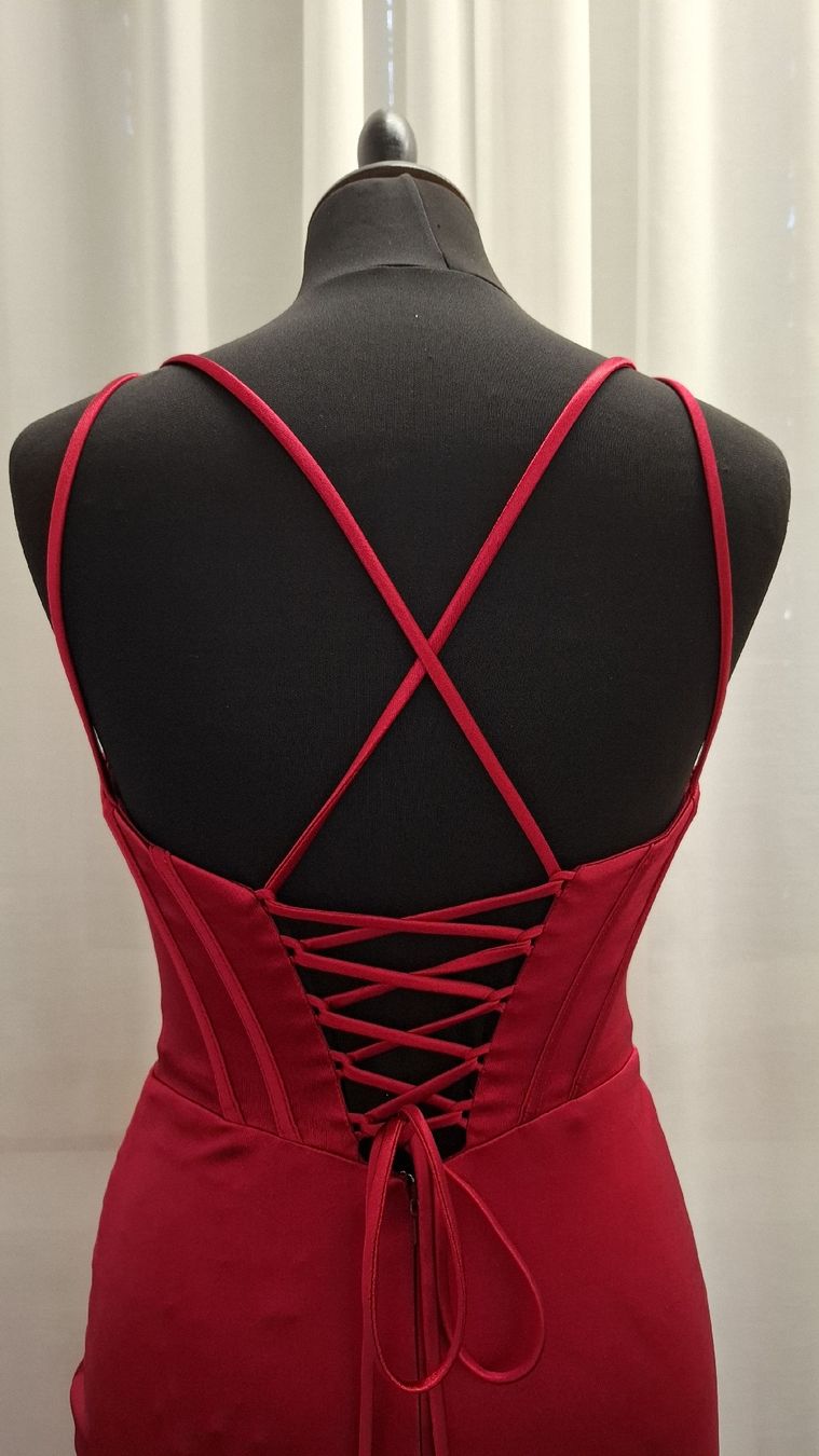 Vestiti: Rotes Kleid  – Nuovo (secondo la descrizione) da Uster venduto da VMT. 4