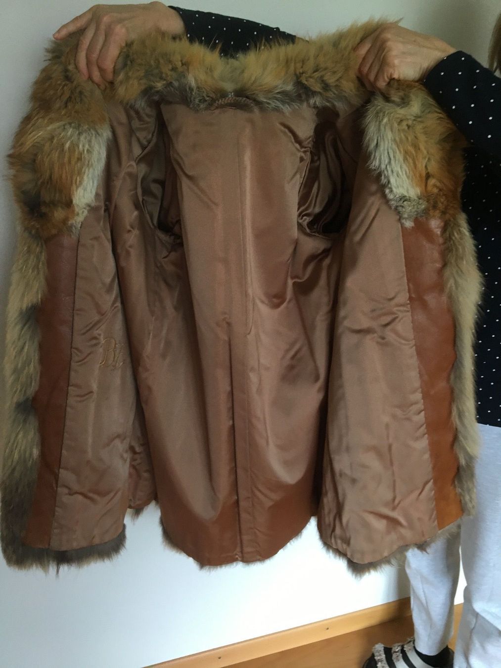 Vestes: Fuchspelzjacke CH Pelz – D'occasion à Siebnen par Starlauf 3