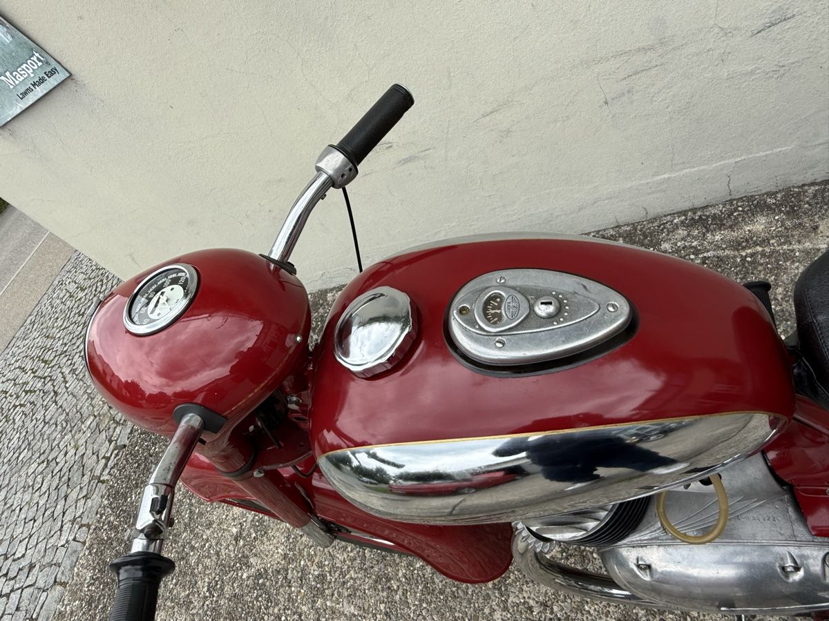 Jawa Strada: Oldtimer Motorrad Jawa 350 – Usato da Safnern venduto da Peter071 2