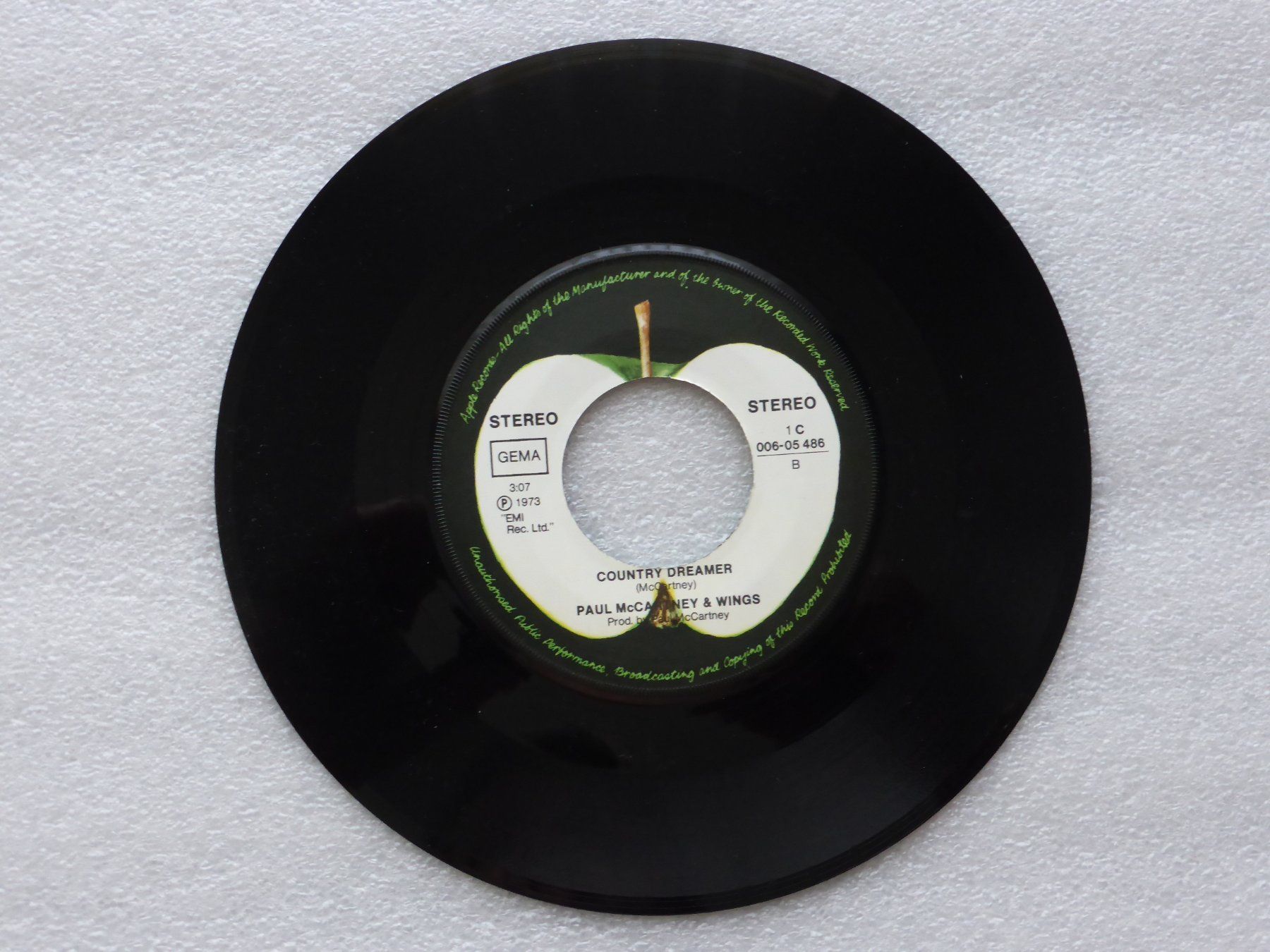 Dischi in vinile: Vinyl Single  PAUL McCARTNEY & WINGS – Usato da Küssnacht am Rigi venduto da Mondkinder 2