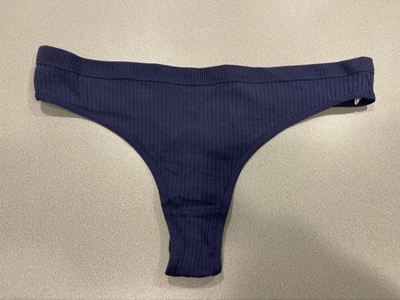 Dunkelblaue Damen String Tanga, neu, Grösse L