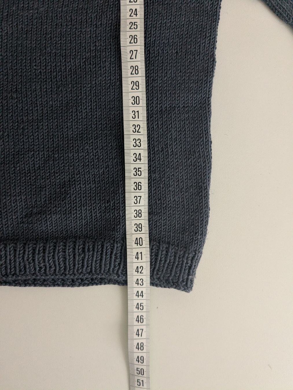 Pullover & Sweatshirts: Winter Strickpullover Grau/Weiss Gr. 110 Top Zustand! – Gebraucht aus Rorschach von olg_5qq2 2