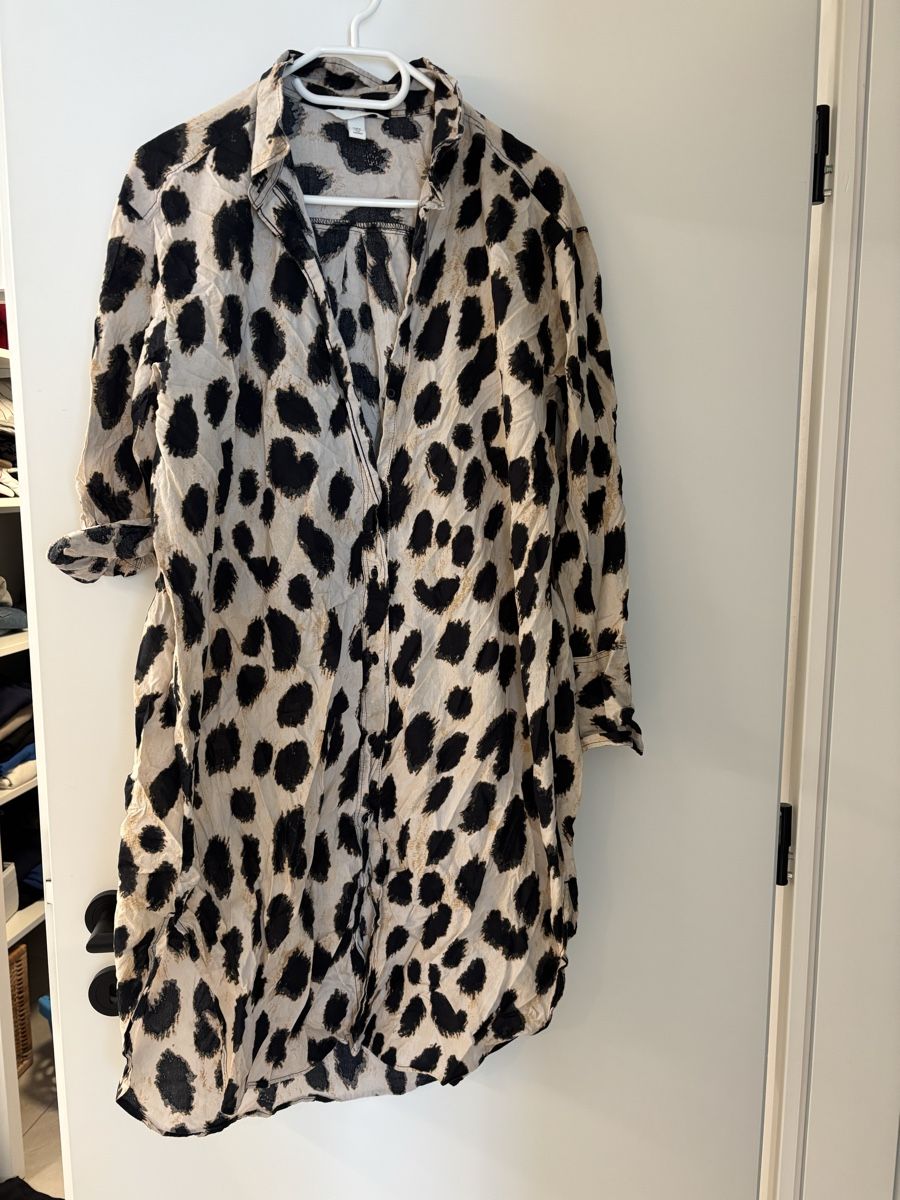H&M Vestiti: H&M Tunika Kleid, Leoprint, Gr. M – Usato da Netstal venduto da ali_x5fx