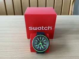 Swatch Uhr schwarz grün mit Originalbox neuwertig