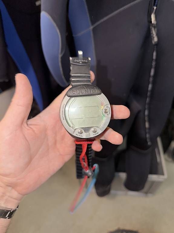 Mute per immersioni: Tauchausrüstung / Diveequipment – Usato da zürich venduto da rdaki90 1