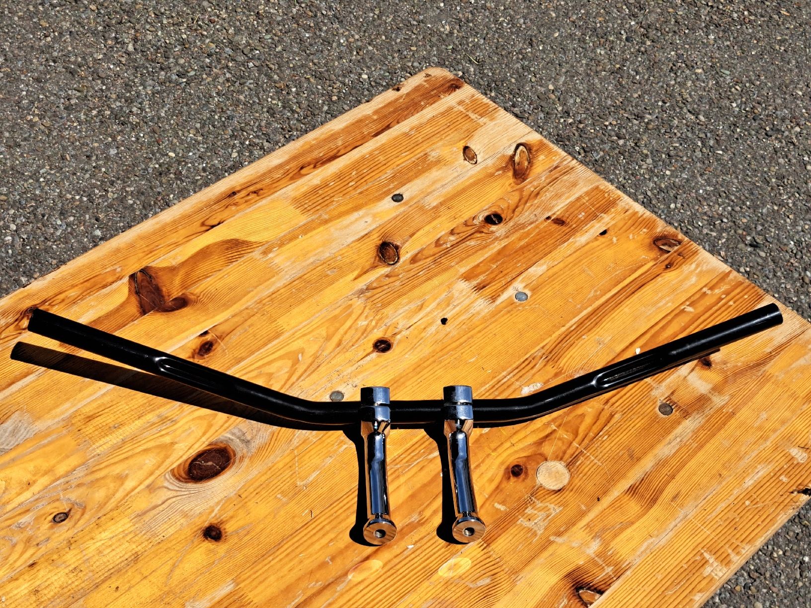 Harley-Davidson Tutti i ricambio per moto: Motorradlenker Drag Bar inkl. Riser chrome – Usato da Jona venduto da Crazy_l 1