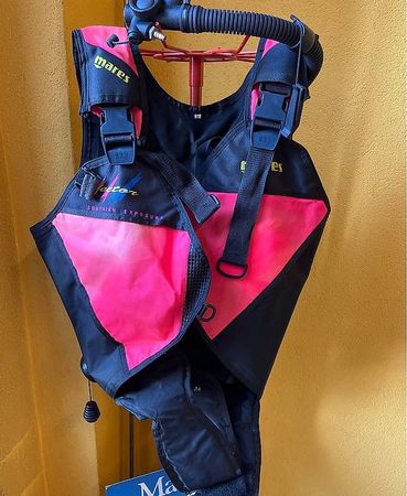 Gilet stabilisateur de plongée sous-marine (Mares)