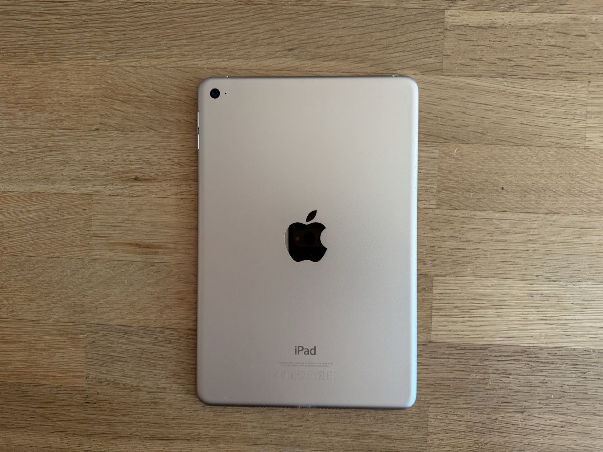 Apple Tablet PC: Ipad Mini 64 Gb – Gebraucht aus Pfäffikon ZH von stepashka 1