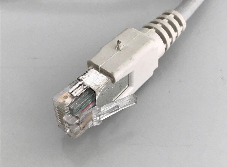 Câbles: LAN Kabel, Kat. 5, 5 Meter – D'occasion à Zug par Cry71 1