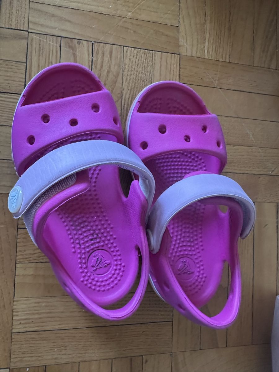 Crocs Chaussures garçon: Crocs sandale gr 22/23 – D'occasion à Uster par bek_v2ct 2