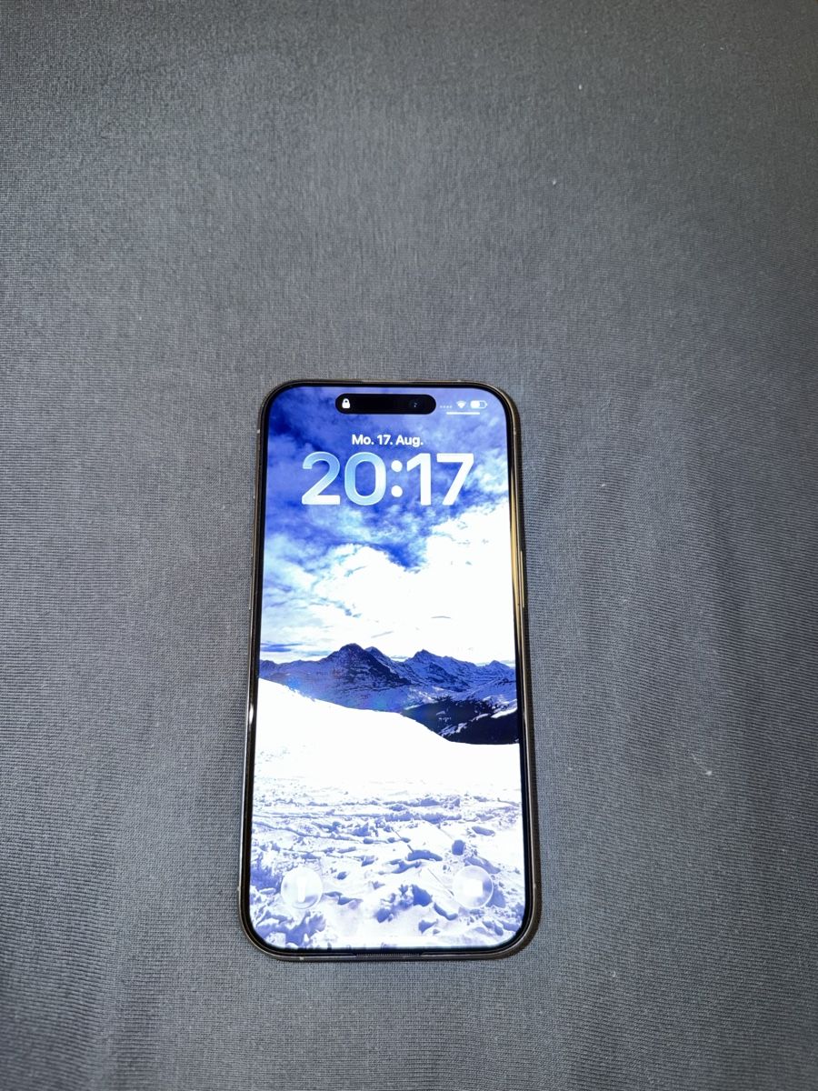 Apple Telefoni cellulari / Smartphones: Iphone 15 pro 256gb – Usato da Thörishaus venduto da David9the5rave 1