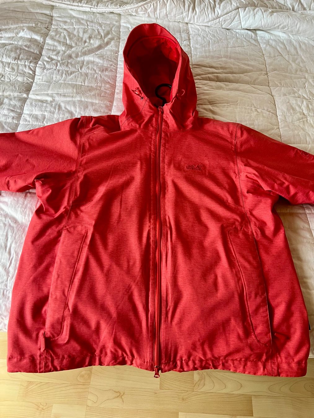 Jack Wolfskin Jacken: Schöne Jack Wolfskin Outdoor Jacke – Gebraucht aus Herrenschwanden von Benjamin4787