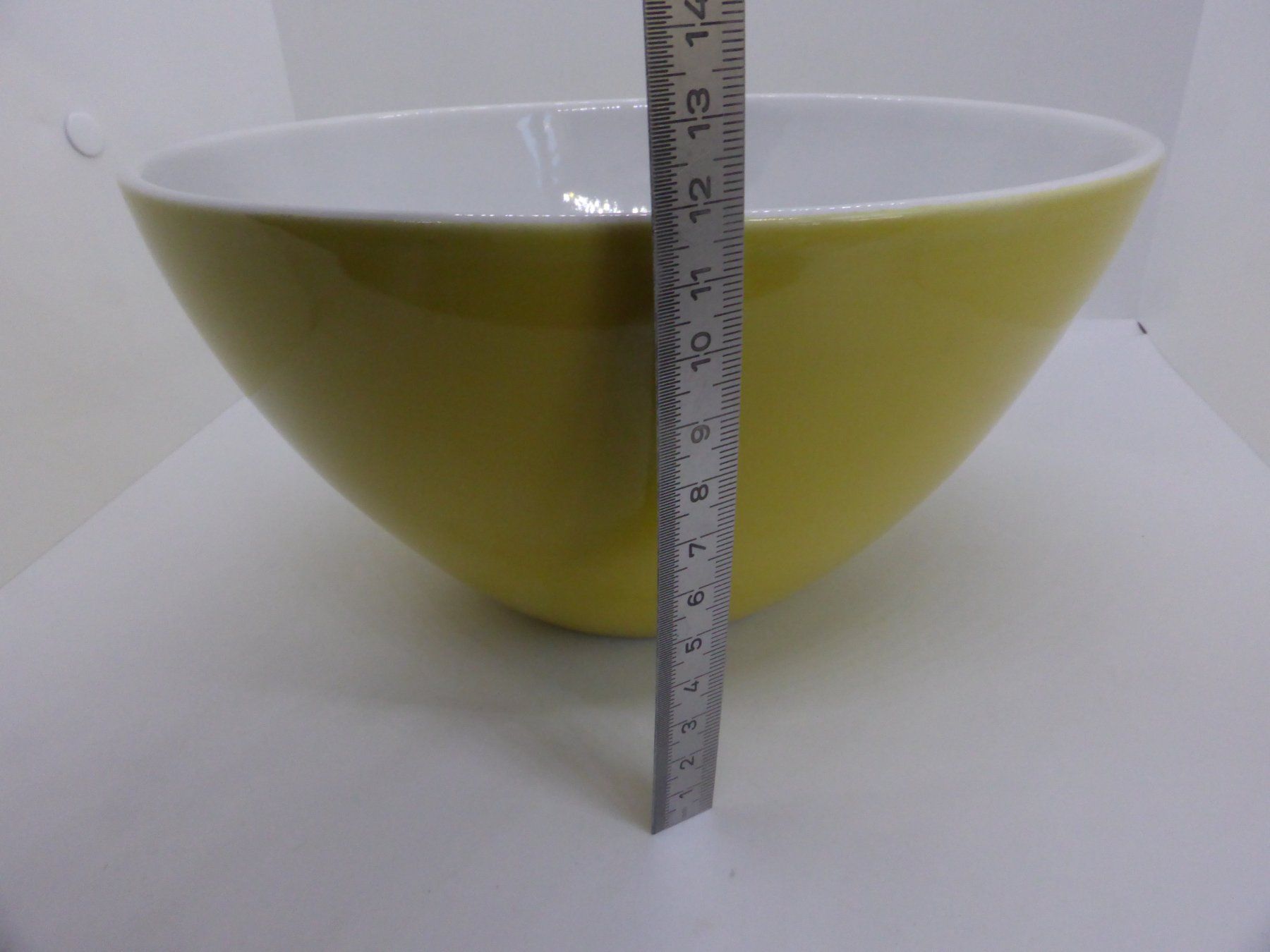 Rössler Ciotole: Rössler saladier diamètre 22 cm jaune et blanc – Usato da Porrentruy venduto da Kim017 4