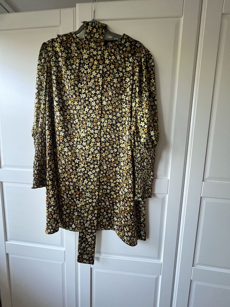 Zara Robes: Blumenkleid mit Gürtel Gr. 36 – Neuf (Voir description) à Laufen par li_ga7 3