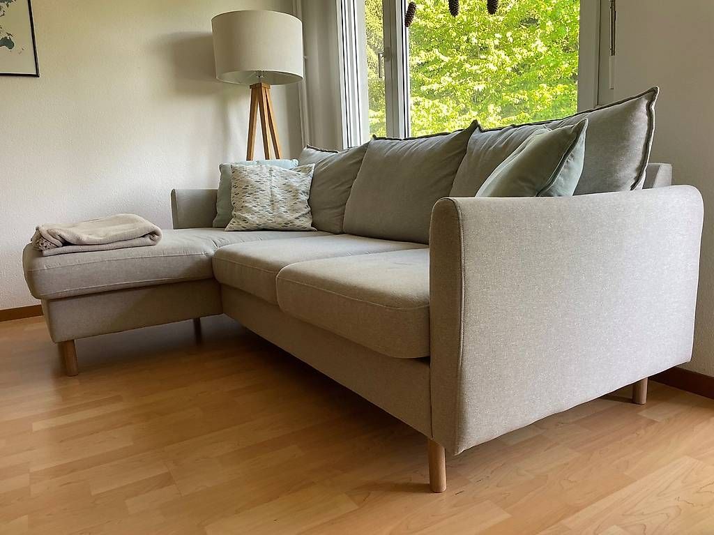 Divani: Gemütliches Sofa in Grau zu verkaufen – Usato da Lyss venduto da mal_t2fr 1