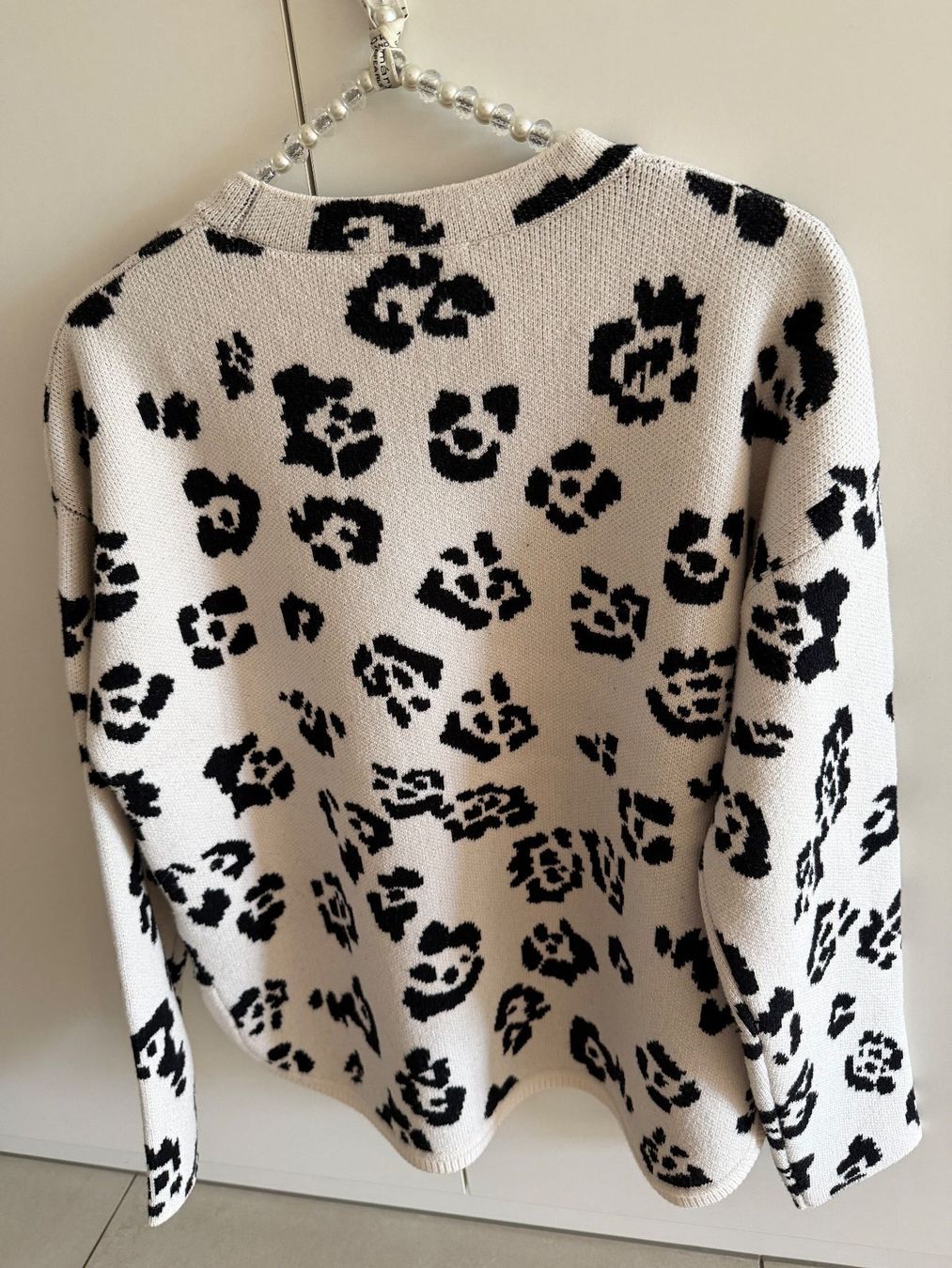 Maglioni & Felpe: Oui Leoprint Strickpullover offwhite/schwarz 36/neu – Nuovo (secondo la descrizione) da Berneck venduto da Ordnung2021 2