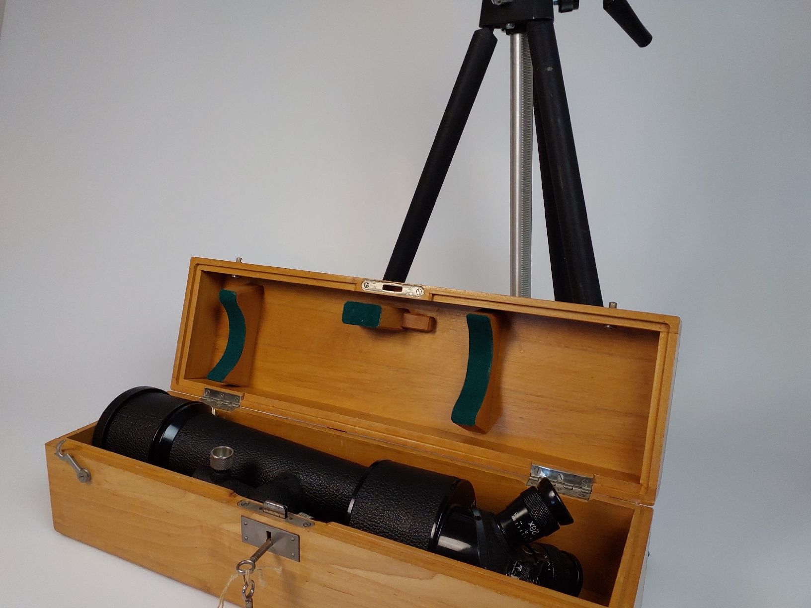 Kern Telescopi: Vintage Spektiv – Nuovo (secondo la descrizione) da Luzern venduto da CaritasZentral 1