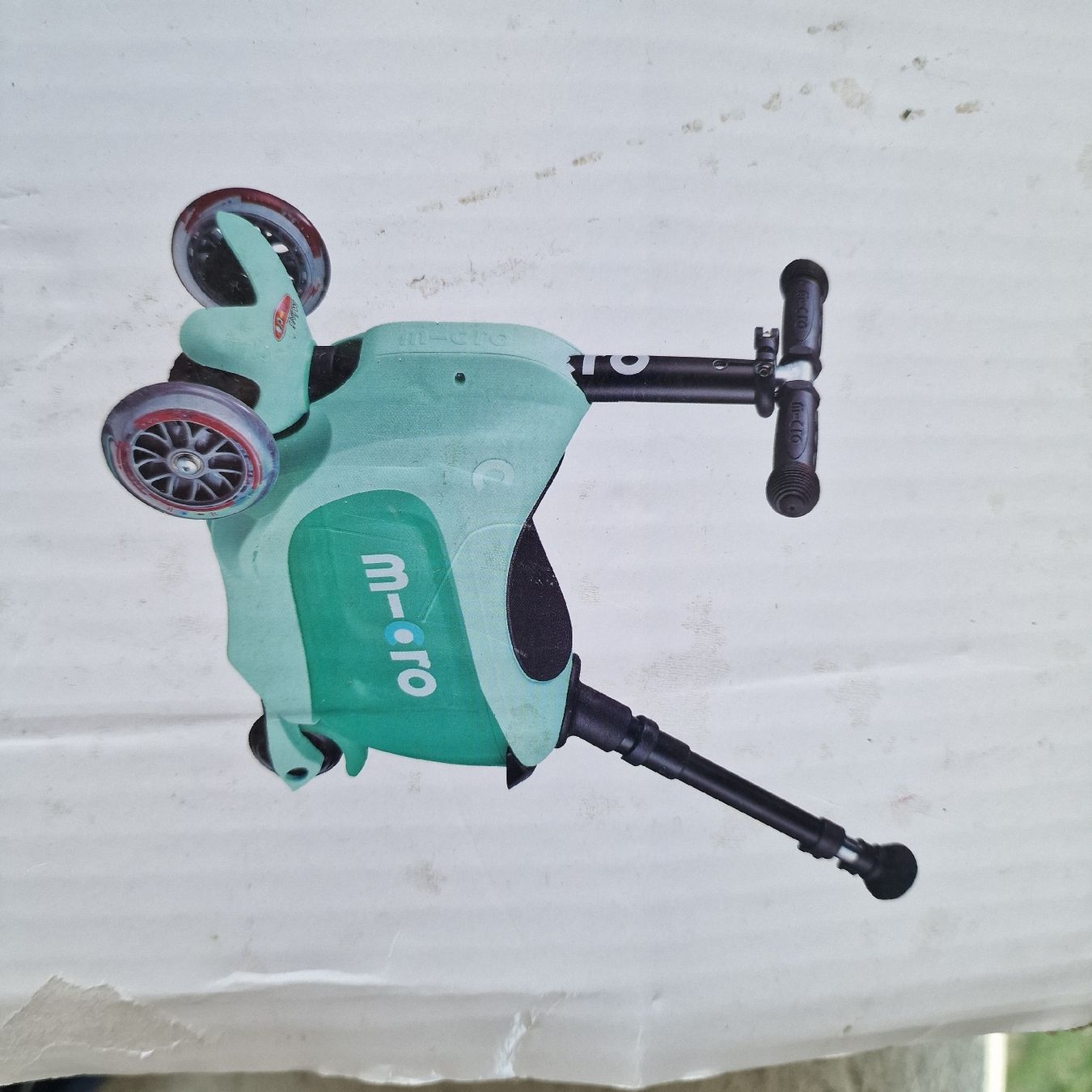 Scooter: Micro Mini2Go Deluxe Plus Scooter mint gebraucht – Usato da Muri AG venduto da MrsRami 4