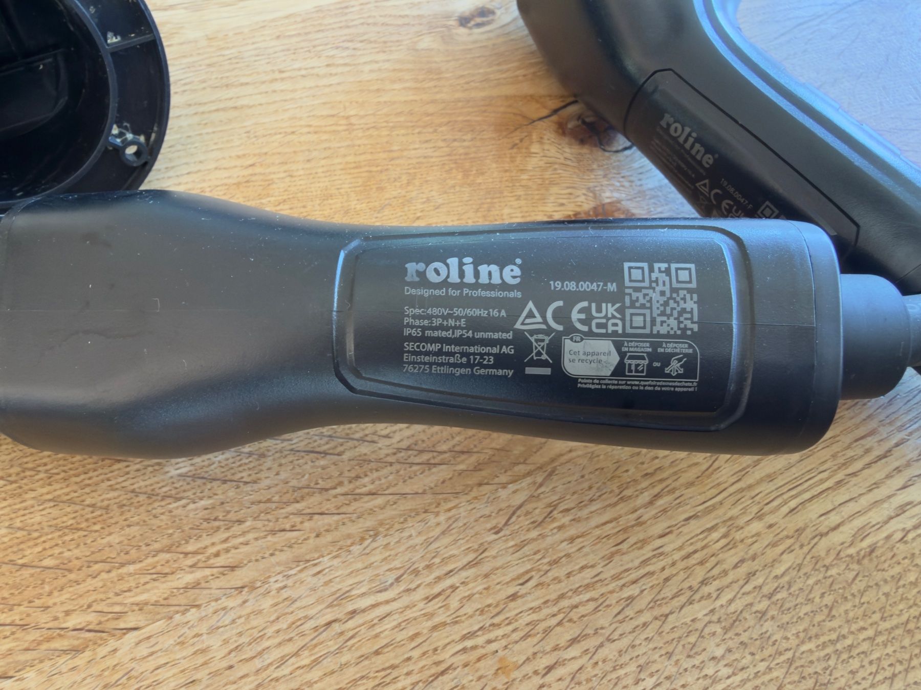 Chargeurs de batterie: Elektro Auto Ladekabel – D'occasion à Wetzikon ZH par Larayael 1