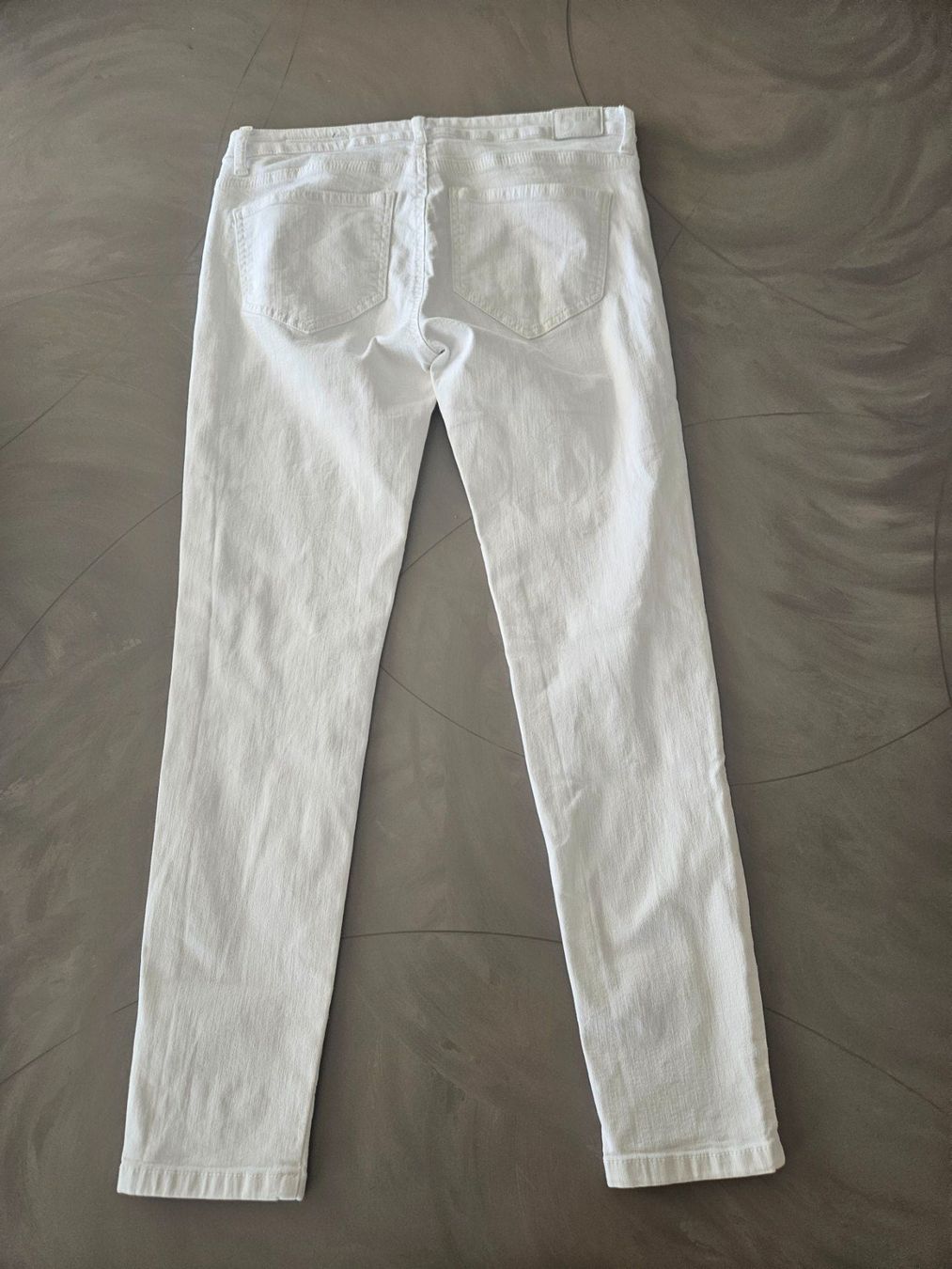Jeans: weisse Jeans, Modell Kate, slim fit, Gr. 29 – Gebraucht aus Seengen von babawid 1