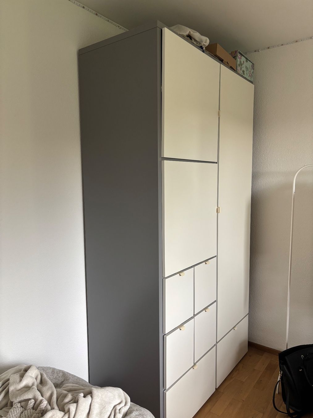 Ikea Armadi: Kleiderschrank (IKEA VISTHUS) – Usato da Ittigen venduto da siljaaaa 2