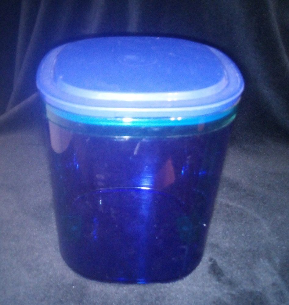 Tupperware Contenitori & Simili: TUPPERWARE Aufbewahrungsbehälter / Vorratsbehälter – Usato da Werdenberg venduto da EXA-Secondhand