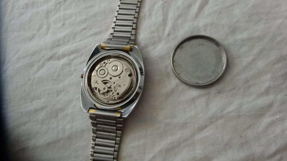 Montres: HELSA ANTIK HEREN UHR,H-AUFZEUG.21J.DAT.NICHT LÄÜFT--33X38MM – D'occasion à zürich par ahmad01 6