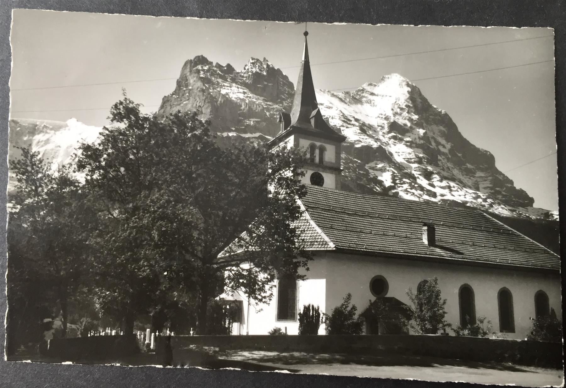 Cartoline postali: GRINDELWALD Kirche mit Hörnli u. Eiger – Usato da Jona venduto da philajona