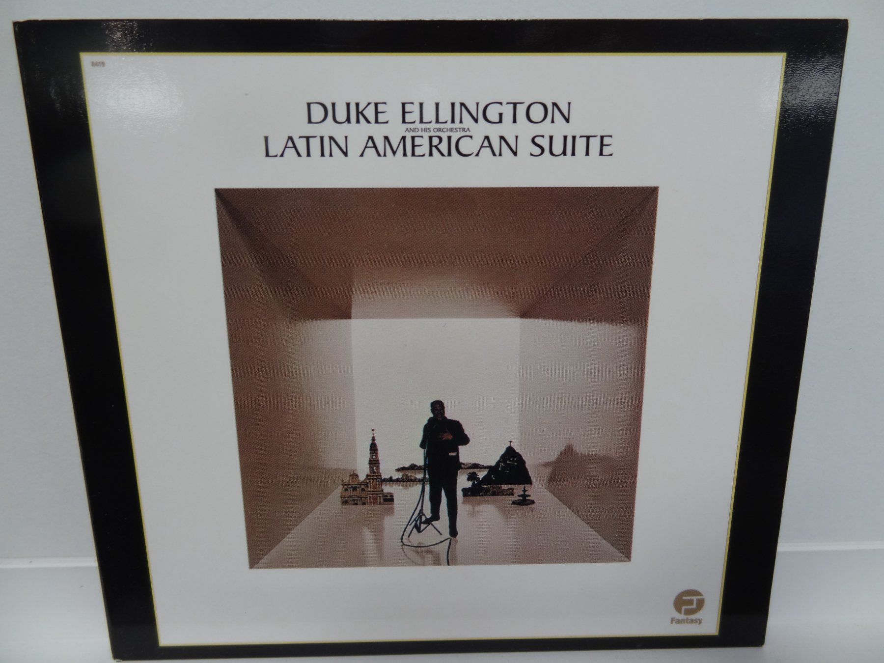 CD: Duke Ellington - Latin American Suite - CD – Usato da luzern venduto da musicandart
