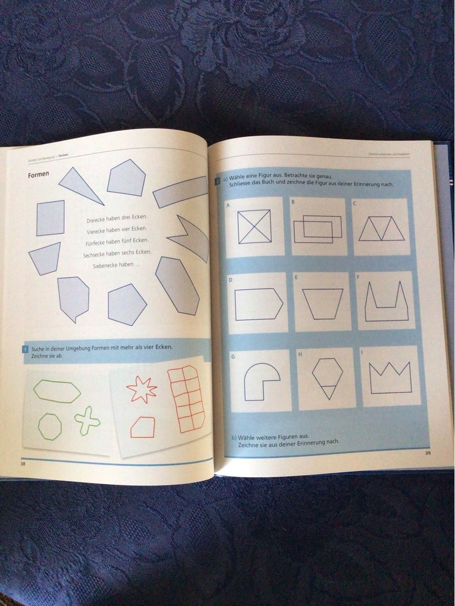 Livres: Mathematik 2 Primarstufe Themenbuch  – D'occasion à Oftringen par anbara 3