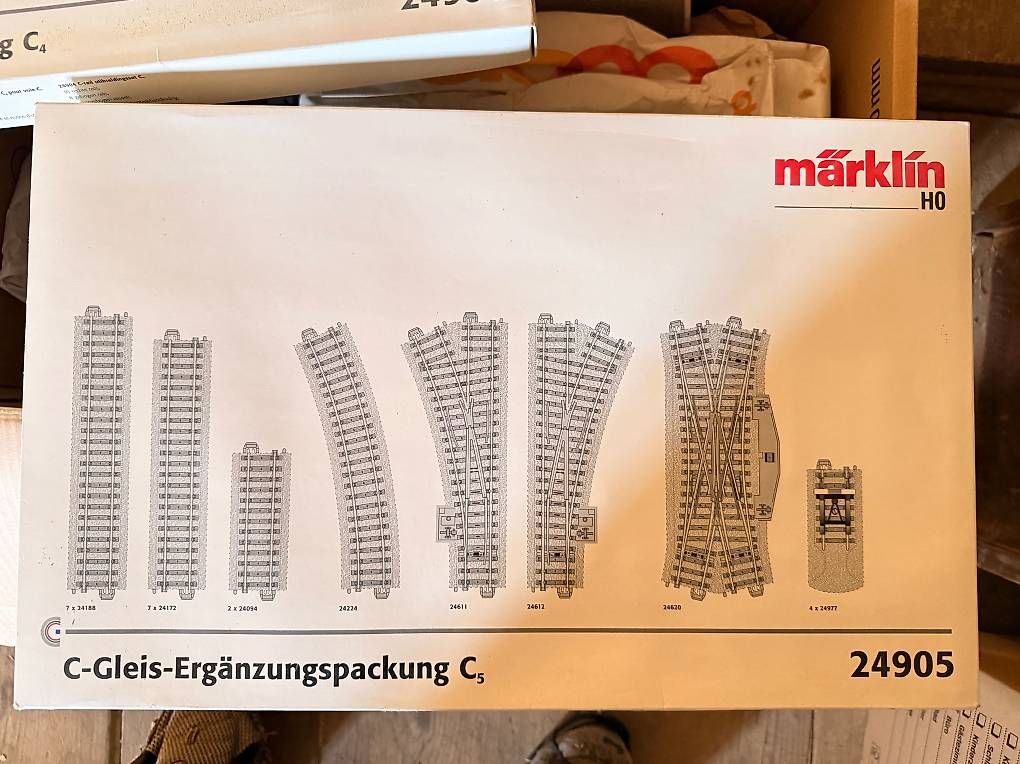 Märklin Modelleisenbahnen: Märklin digital HO Set mit Zubehör – Gebraucht aus Remigen von Madmax6 2
