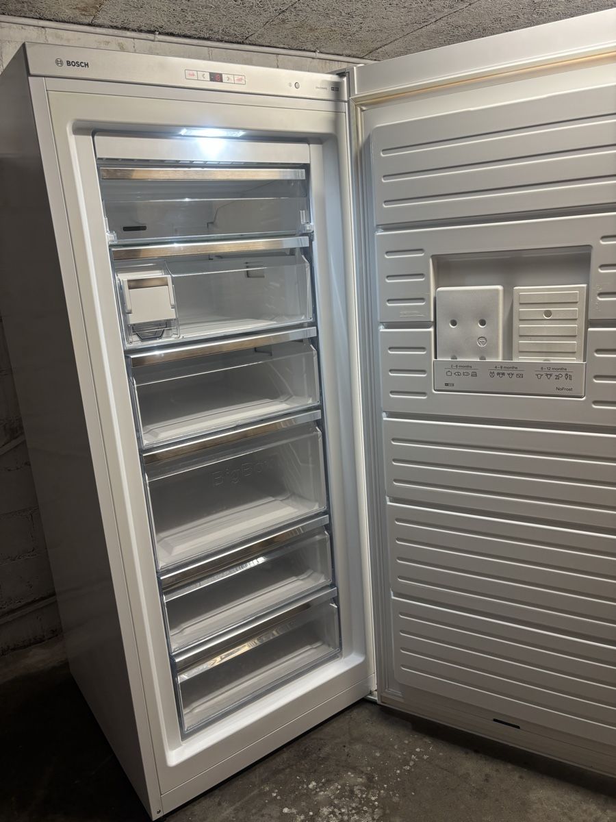 Gefrierschrank: Neuwertiger Gefrierschrank aus BOSCH – Gebraucht aus Gränichen von R.7 4