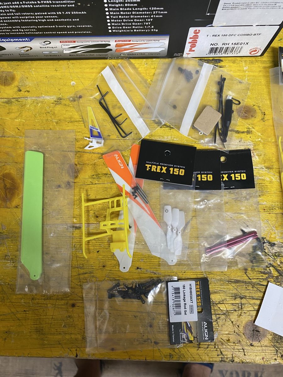 Align RC Kits de montage: 2x Trex 150 mit vielen Ersatzteilen  – D'occasion à Wahlen b. Laufen par speedmichl 3