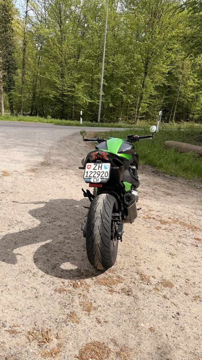 Kawasaki Tutti i ricambio per moto: Kawasaki z800 – Usato da Dübendorf venduto da ioa_8lzt 4