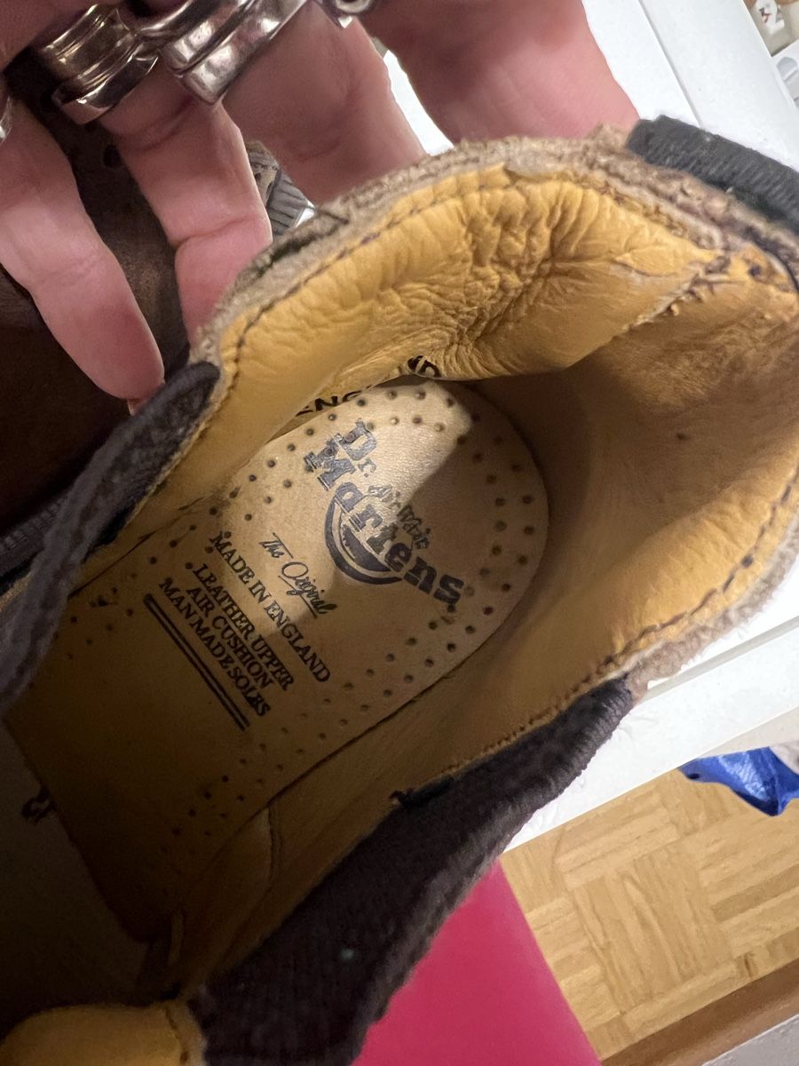 Dr. Martens Scarpe per ragazzi: DOC MARTENS JUNIOR GR 13/ CA 30/31 – Usato da Basel venduto da theo-g77 2