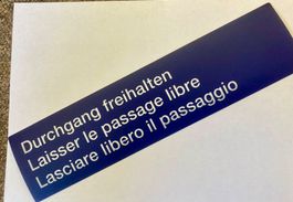 "Durchgang freihalten"Laisser le passage libre"(5 Stk 12.50)