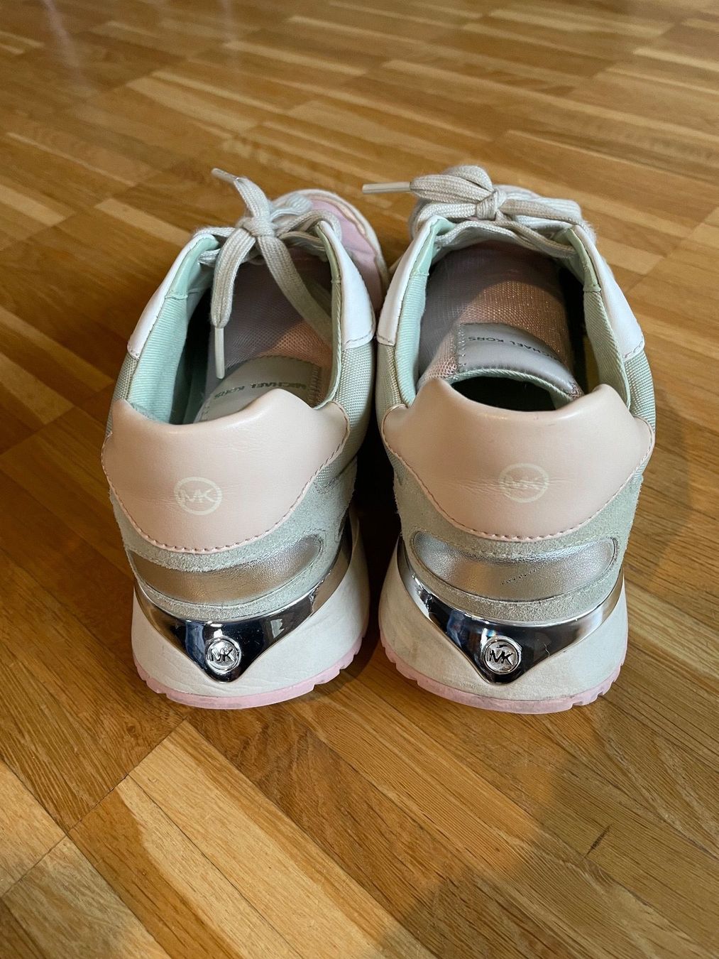 Michael Kors Chaussures femmes: Michael Kors Sneakers 37 – Neuf (Voir description) à Dübendorf par VSAngel 2