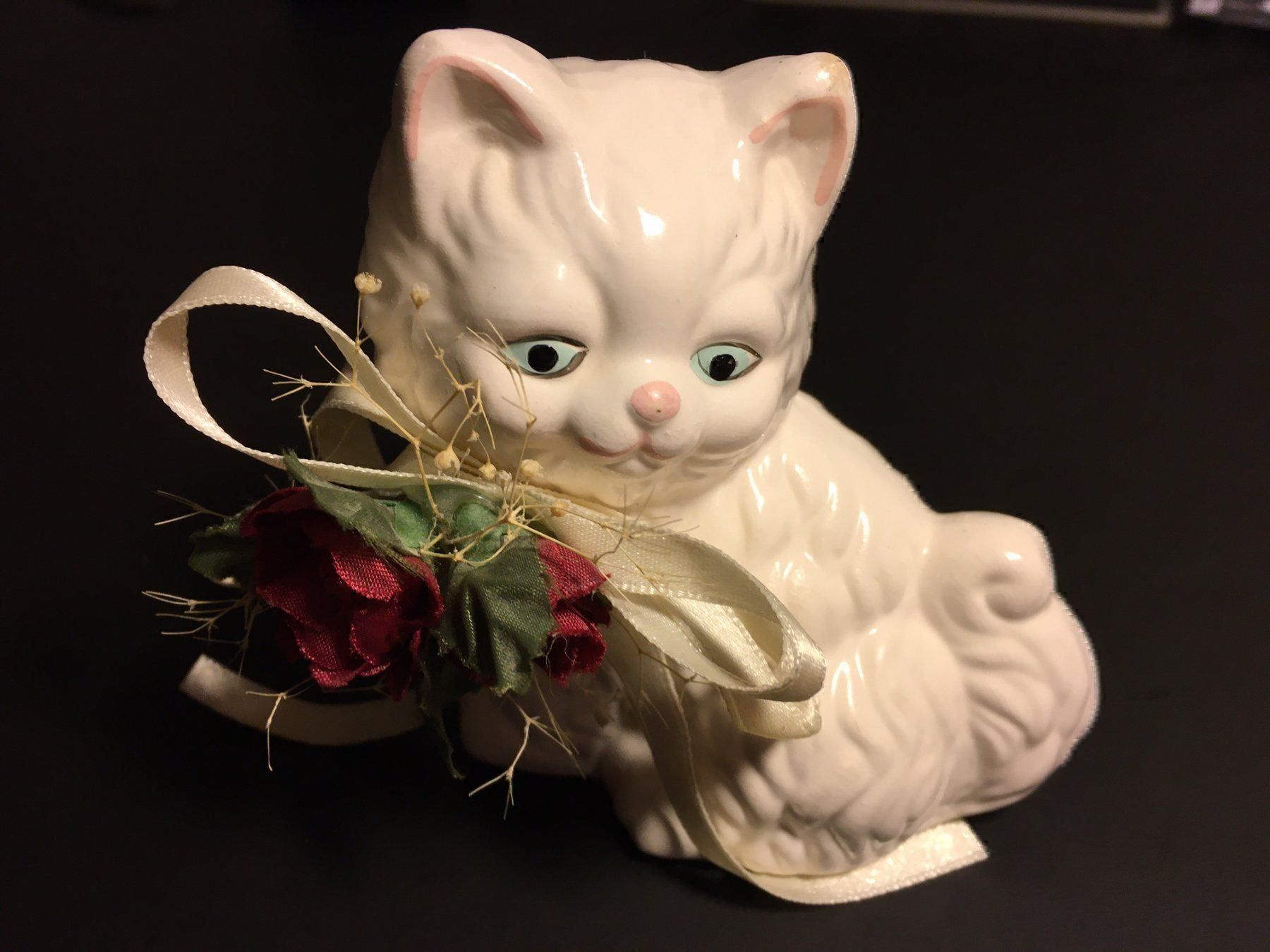 Statuette: Kleine Katze Figur Keramik Deko – Usato da Hinwil venduto da RomRay 1