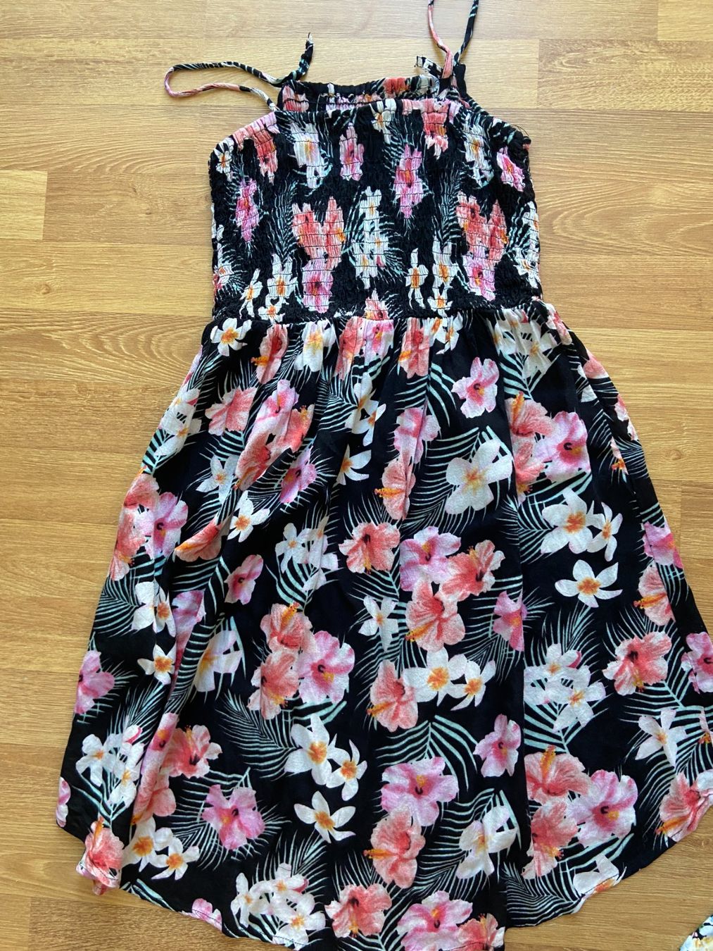 Name It Vestiti & Gonne: Kleid und Röckli Set, Gr. 140/146, Name-It – Usato da Ehrendingen venduto da CalvineT 3