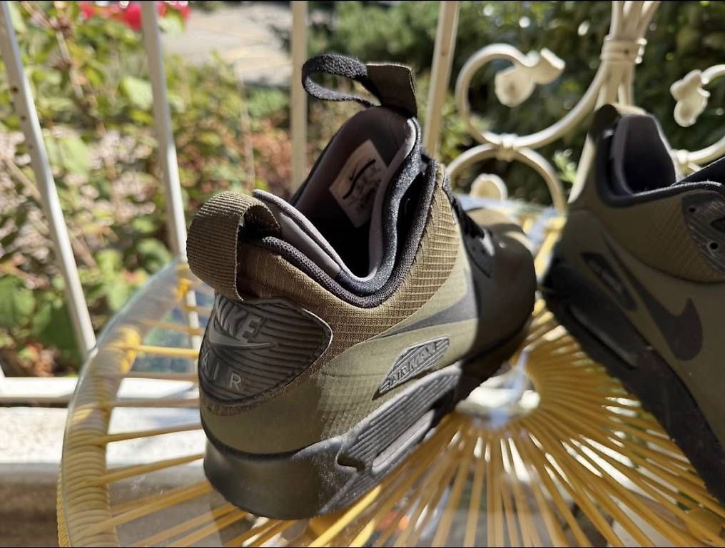 Herrenschuhe: Basket Nike AirMax 90 mid winter – Gebraucht aus Saillon von LaMissaux1000pepites 1