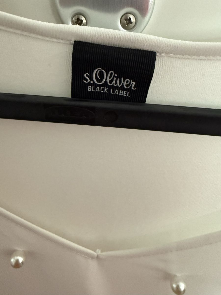 S.Oliver Camicette: S.Oliver Blacklabel cremeweisse Bluse mit Perlen, Grösse 38 – Nuovo (secondo la descrizione) da Männedorf venduto da mel_st6z 1